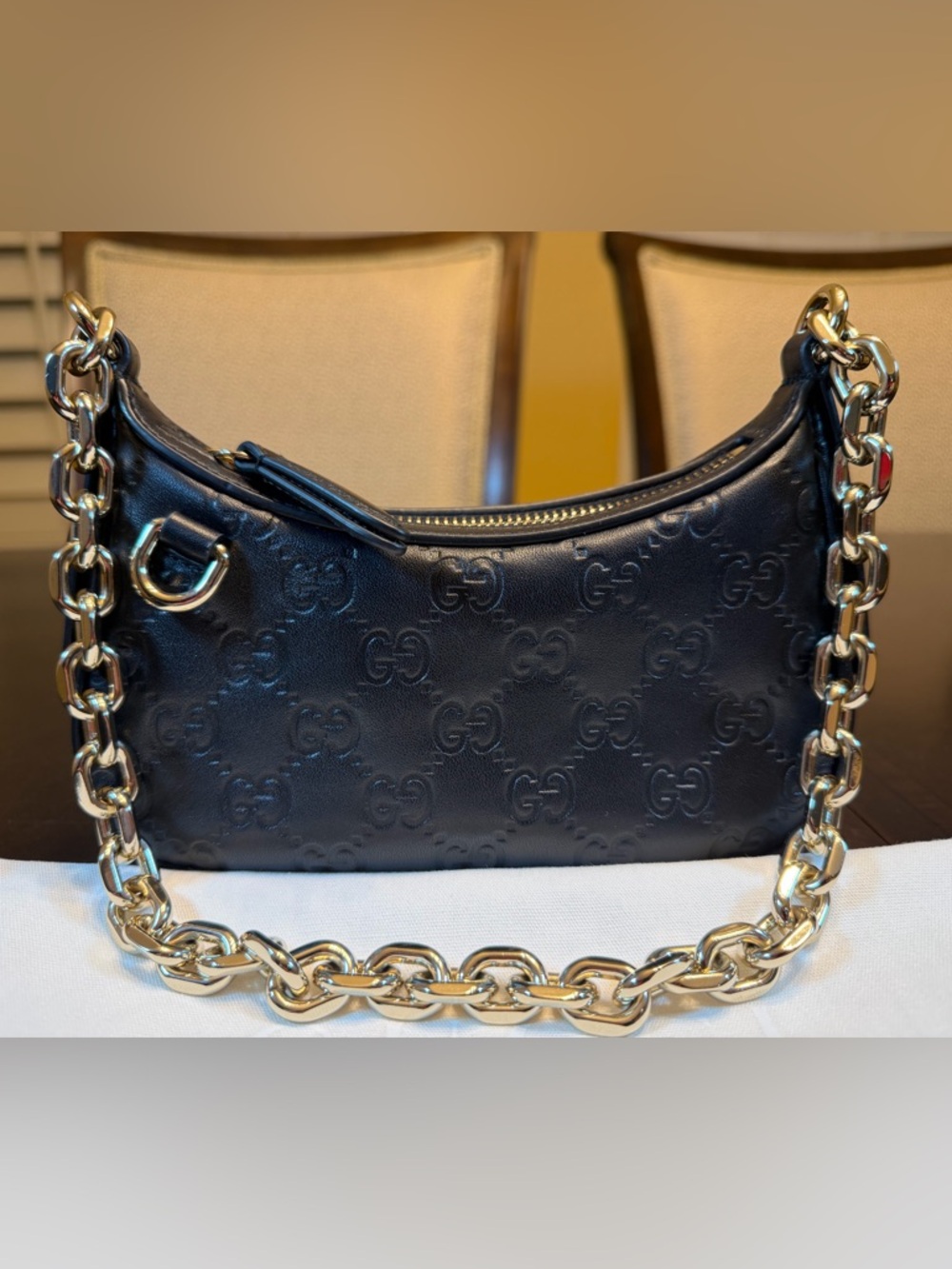 New Authentic Gucci GG Logo Embossed Leather Shoulder Bag Black